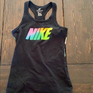 NIKE girls workout top